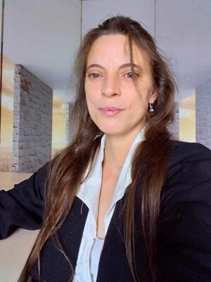 Angie Savoldelli - Coach