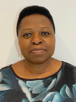 Dinah Steppé-Mndebele - Psychothérapeute